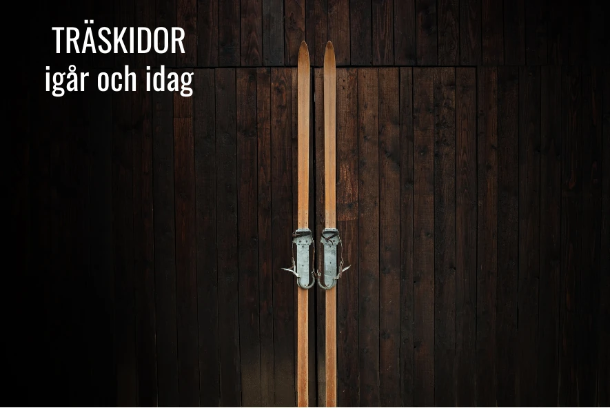 Ett par träskidor mot en husvägg